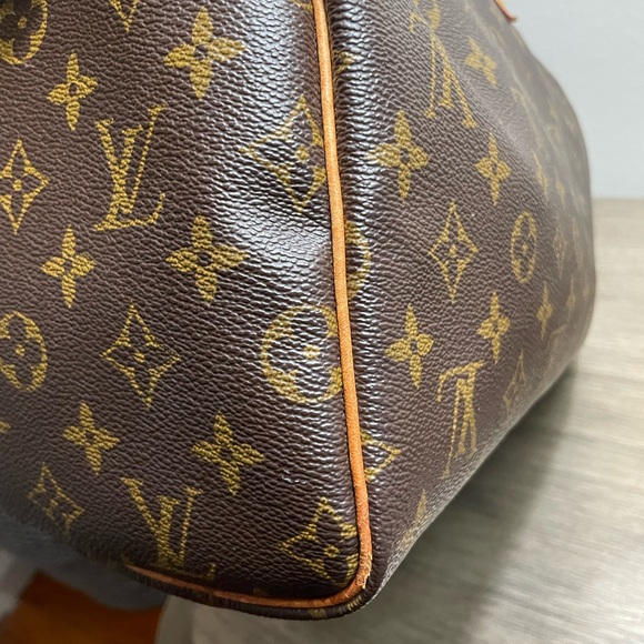 Louis Vuitton Speedy 30 - Picture 10 of 15